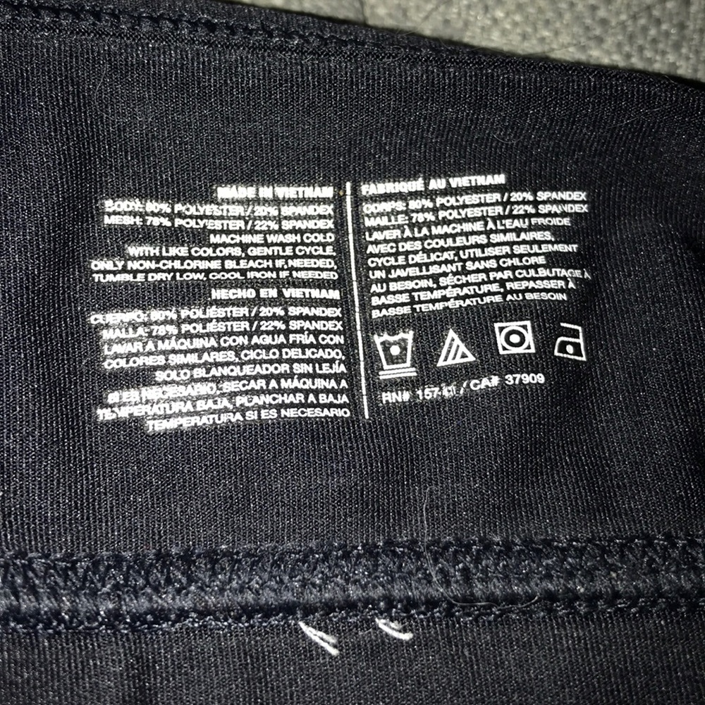 Sports Bra *sold* - Picture 4 of 4